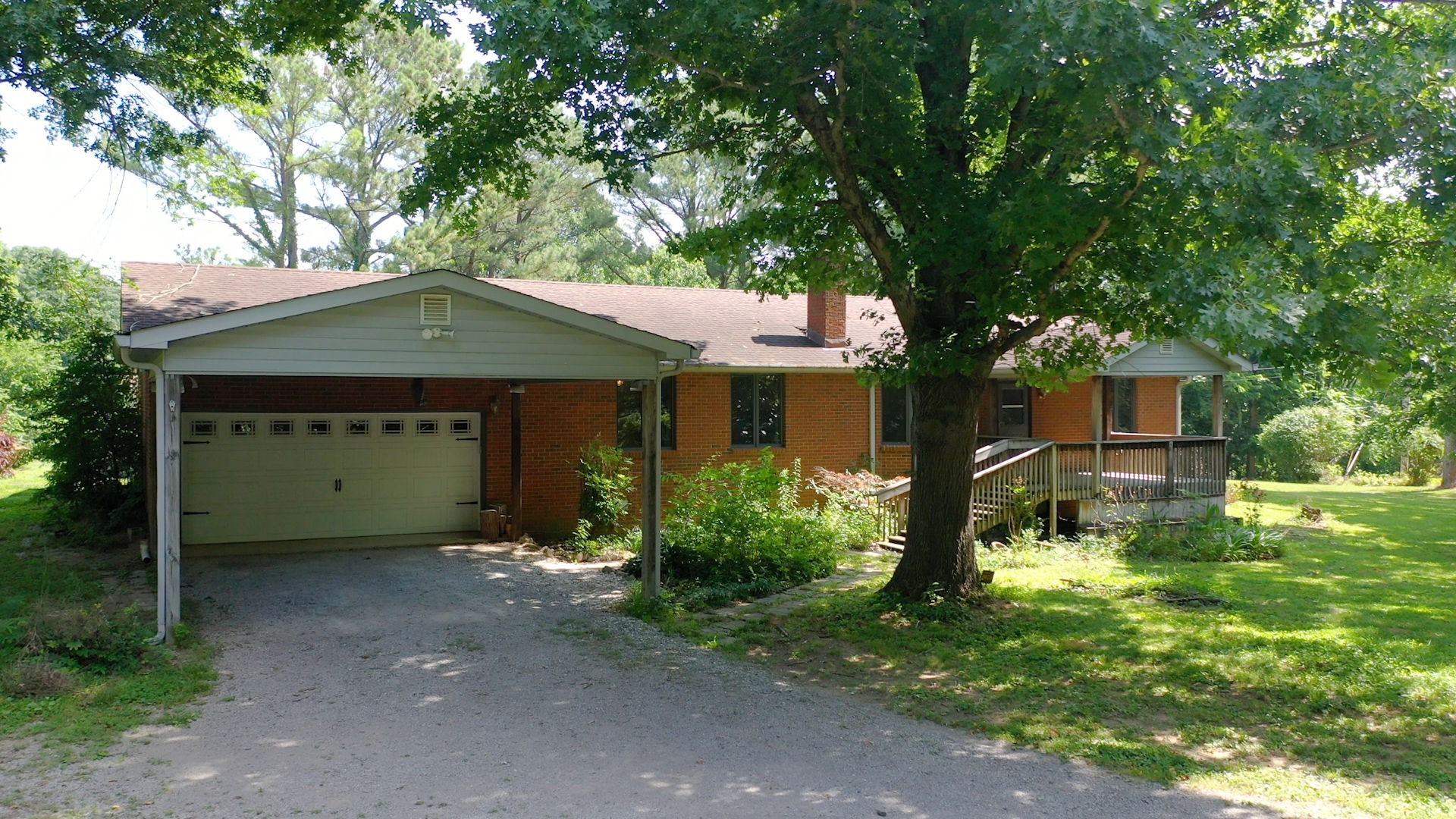 6714 Lee Road Smyrna, TN 37167 - Photo 9 of 70 a front view of a house with garden