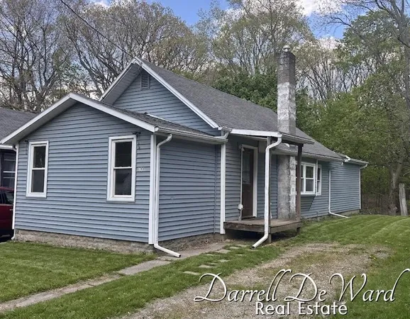 $99,900 | 1710 Indiana Avenue, Lansing, MI 48906