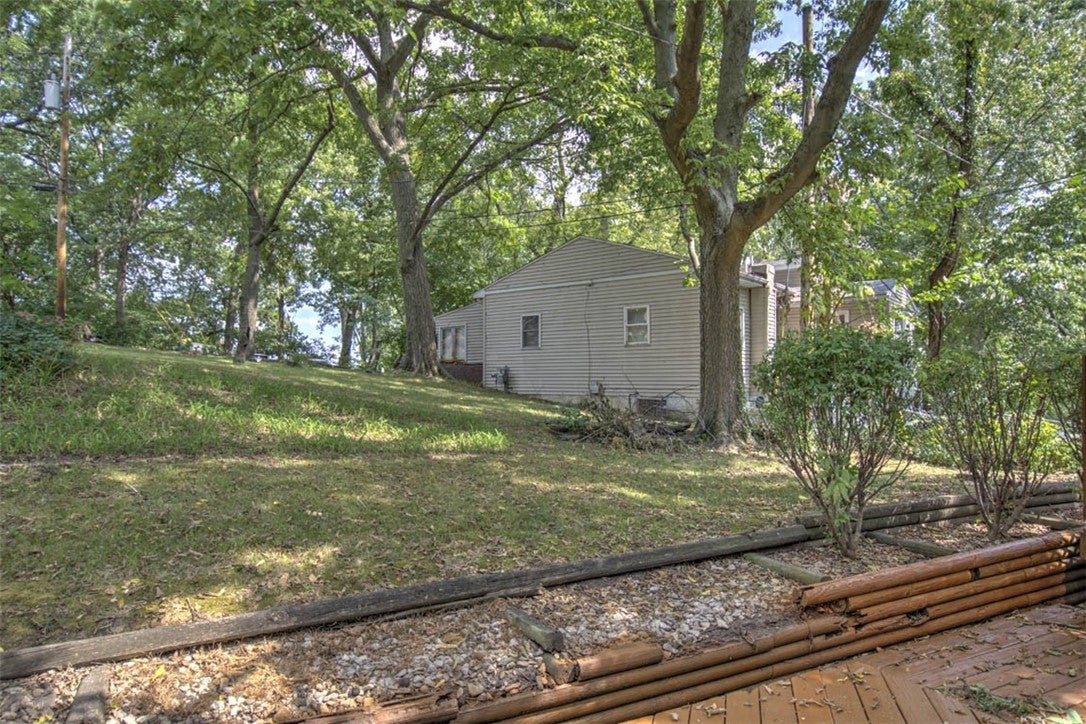 1305 Oak Drive Decatur, IL 62526 - Photo 25 of 26 Gallery Image 25