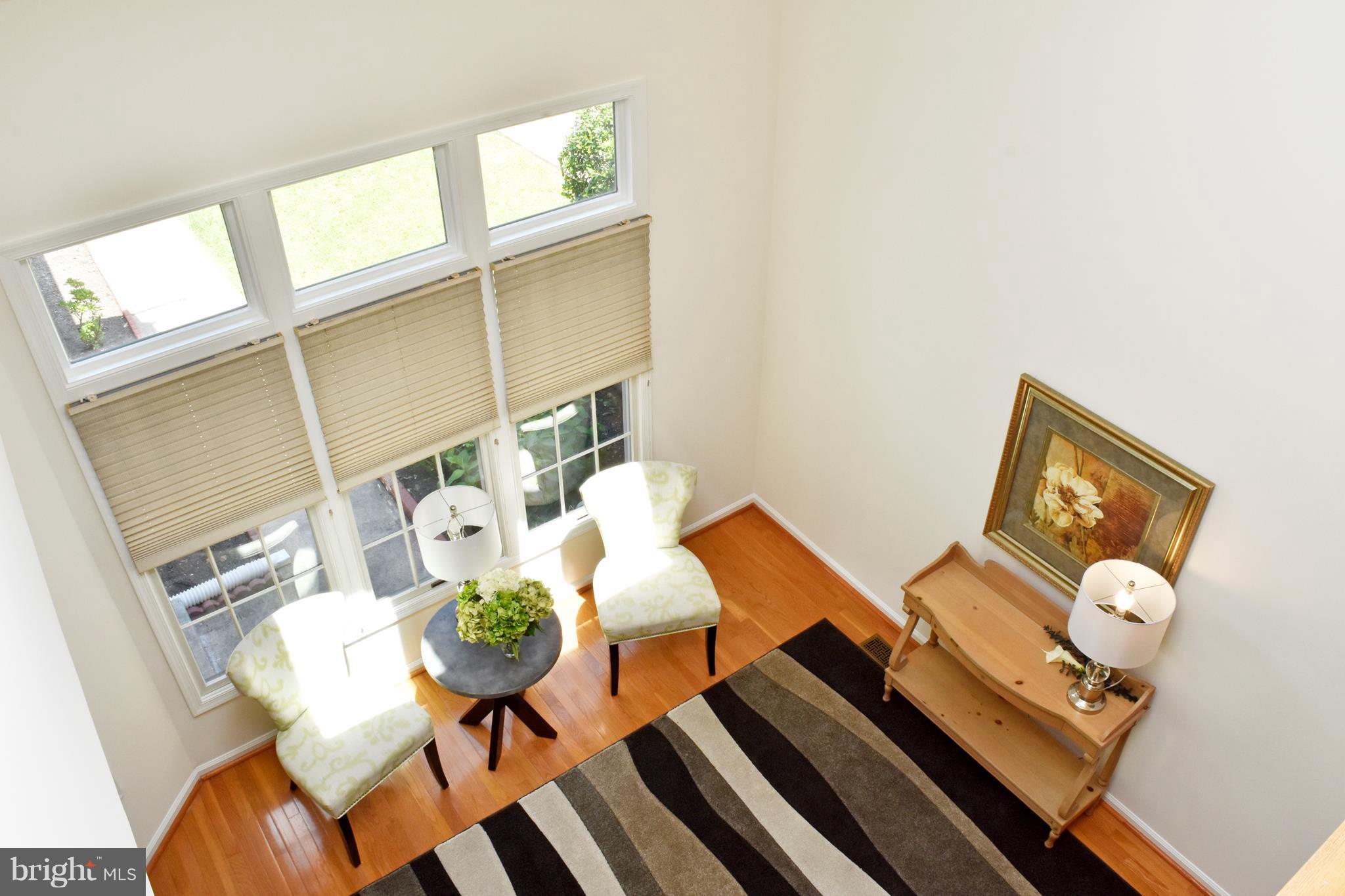 9238 Ispahan Loop Laurel, MD 20708 - Photo 15 of 30 Living Room