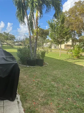 $239,900 | 11257 Southwest 172nd Street, Unit I1642D, Miami, FL 33157