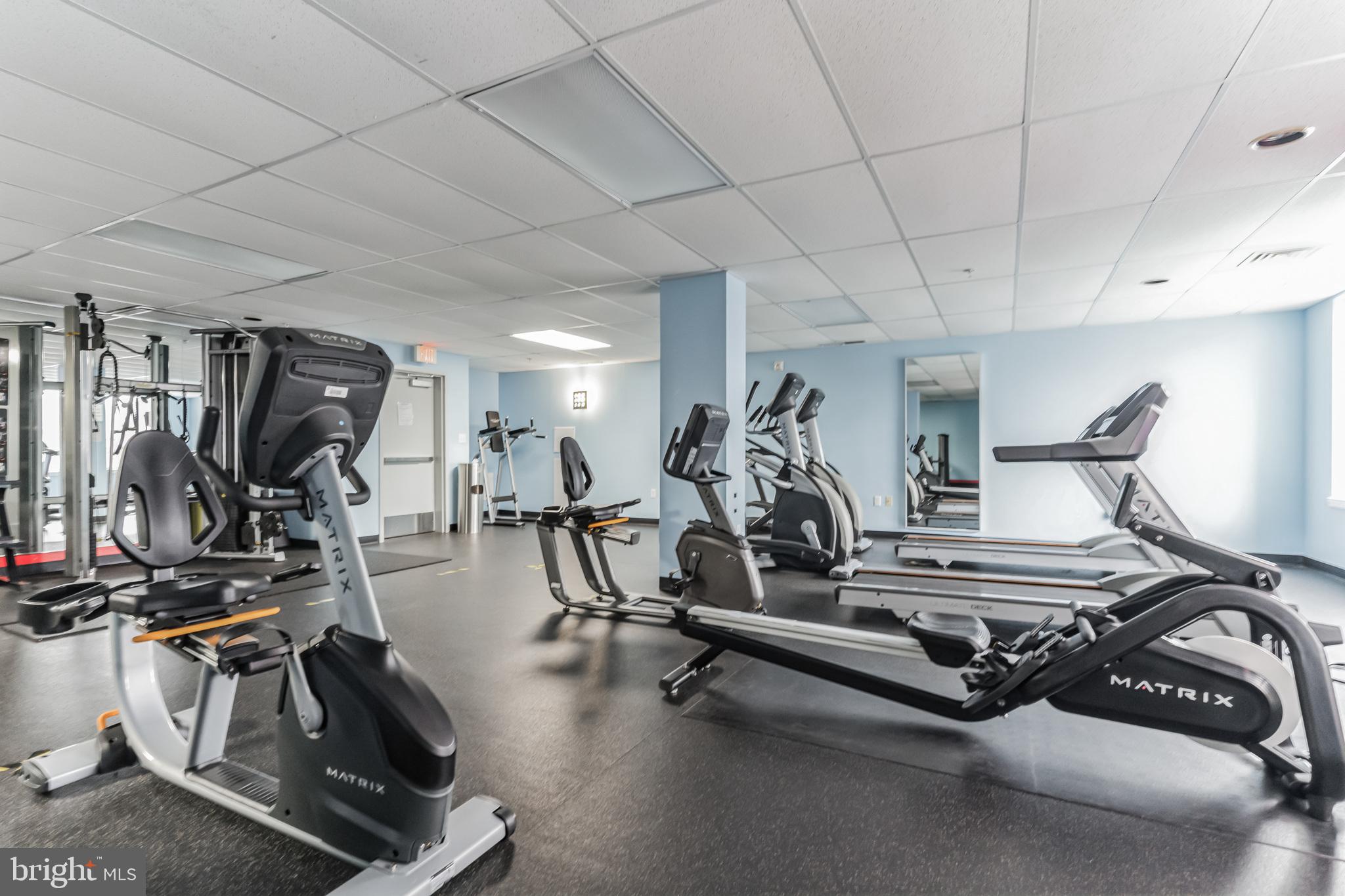 6301 Edsall Road, Unit 521 Alexandria, VA 22312 - Photo 31 of 38