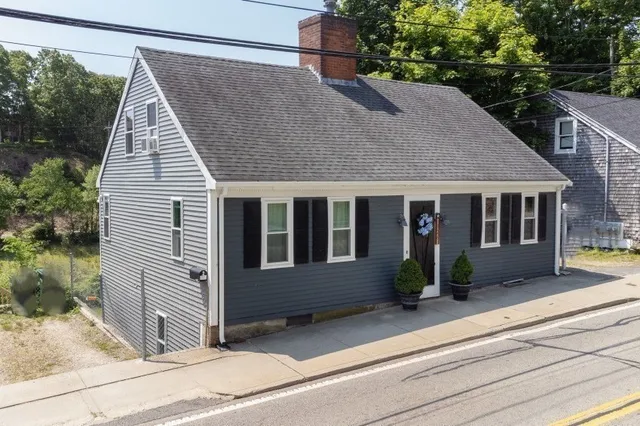 $2,800 | 126 Summer Street, Unit 1, Plymouth, MA 02360