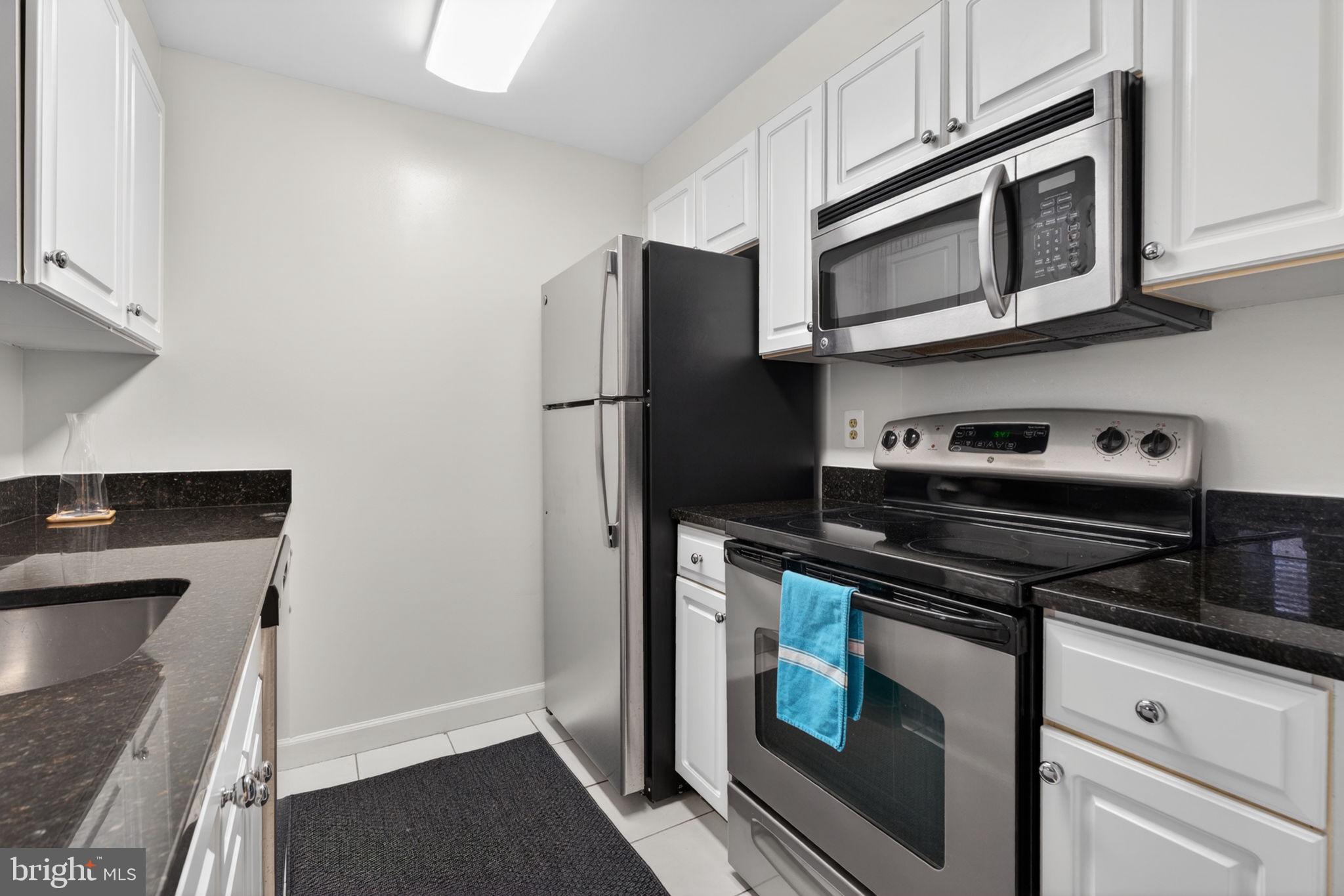 1619 R Street Northwest, Unit 101 Washington, DC 20009 - Photo 17 of 28