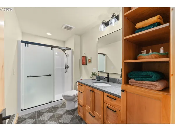 $5,495,000 | 1111 Illahee Road, Idleyld Park, OR 97447