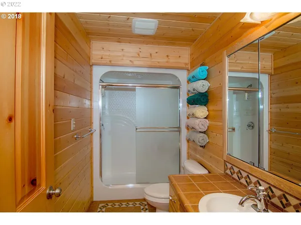 $5,495,000 | 1111 Illahee Road, Idleyld Park, OR 97447