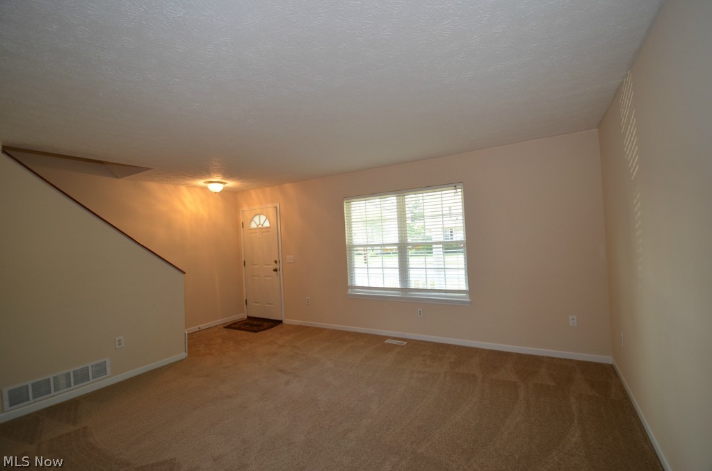 33994 Harding Avenue North Ridgeville, OH 44039 - Photo 2 of 23 Gallery Image 2