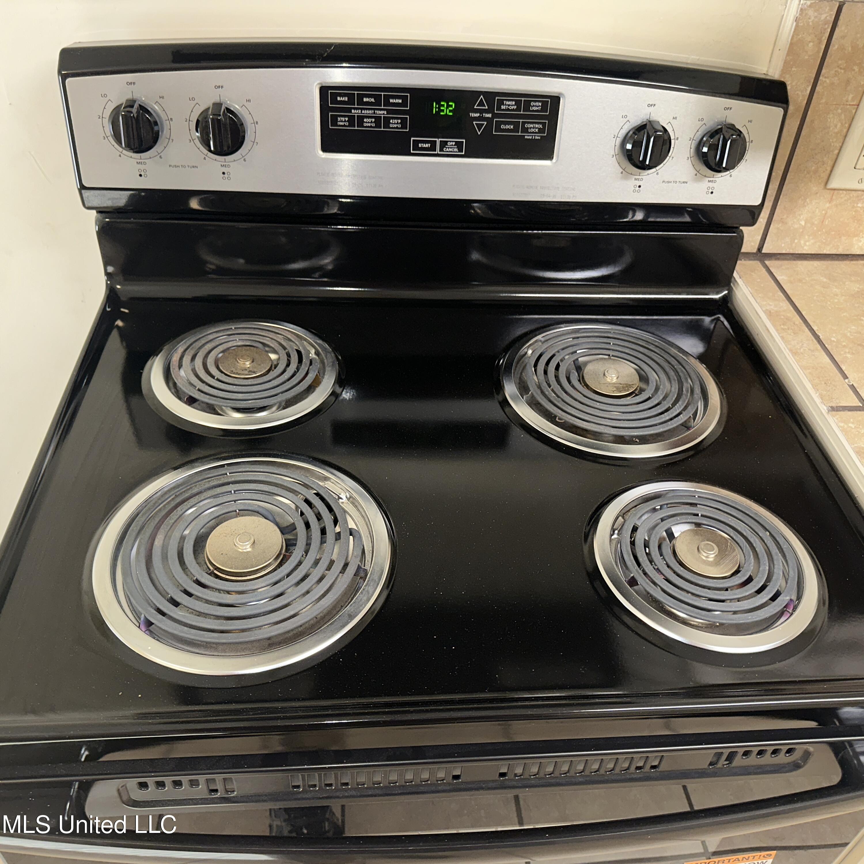 359 Cummins Street Jackson, MS 39204 - Photo 11 of 41 IMG_E5425