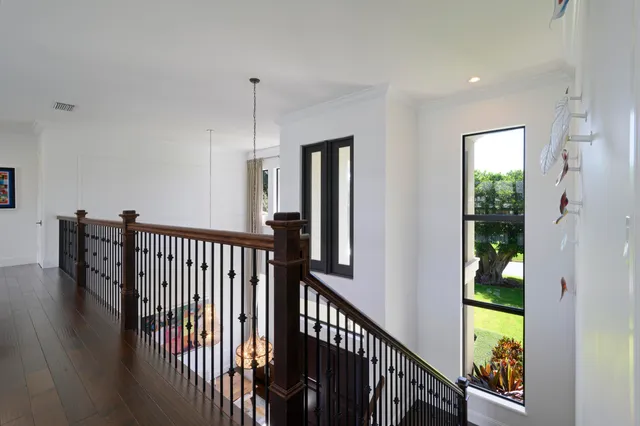 $7,000,000 | 1950 Portage Landing North, North Palm Beach, FL 33408