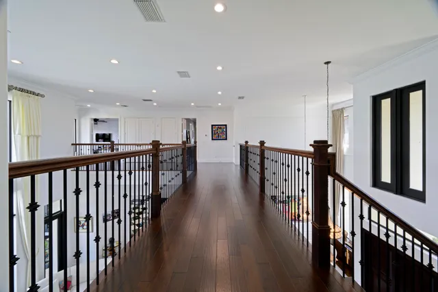 $7,000,000 | 1950 Portage Landing North, North Palm Beach, FL 33408