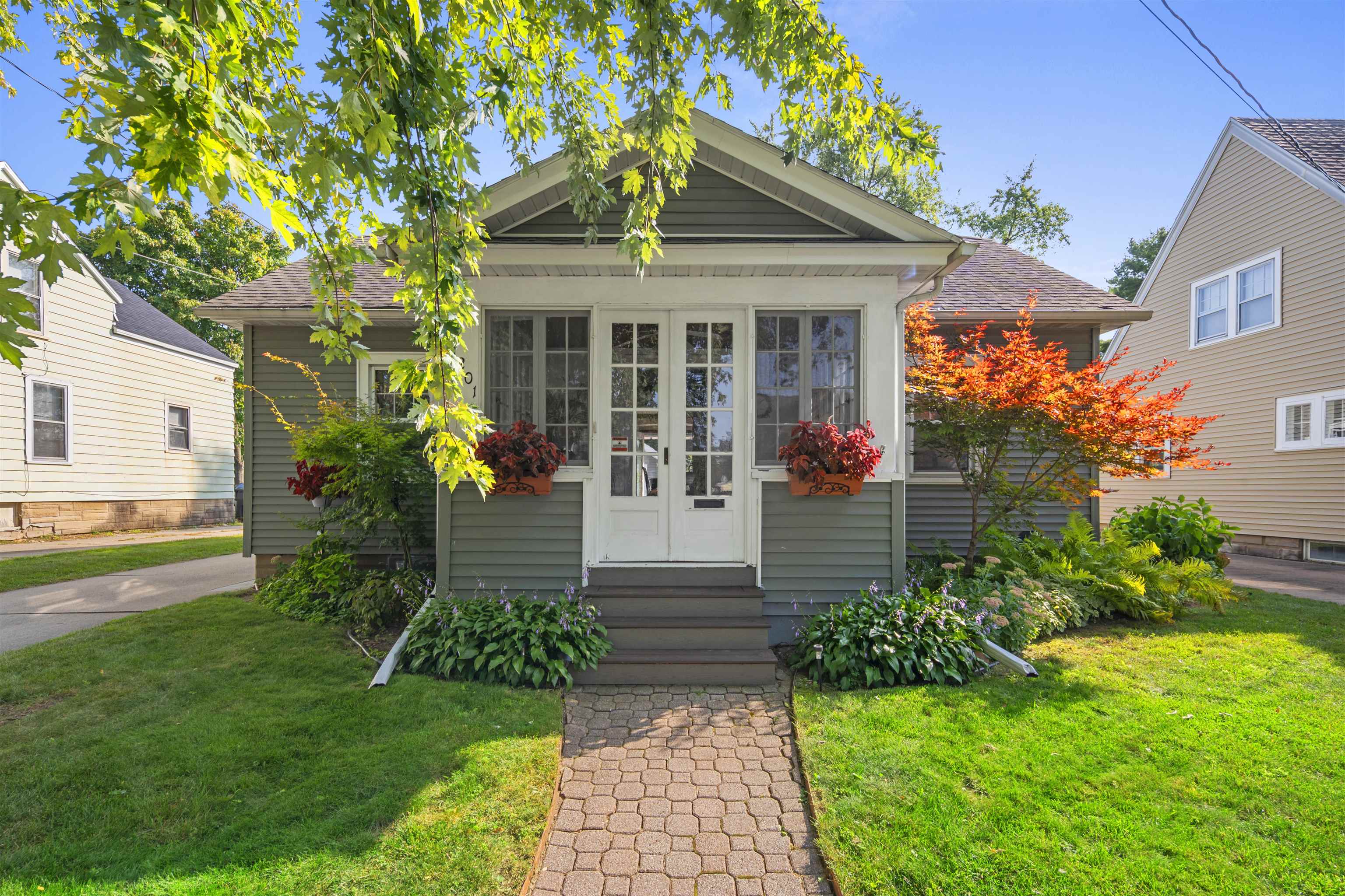 1201 West Winnebago Street Appleton, WI 54914 - Photo 1 of 1 Gallery Image 1