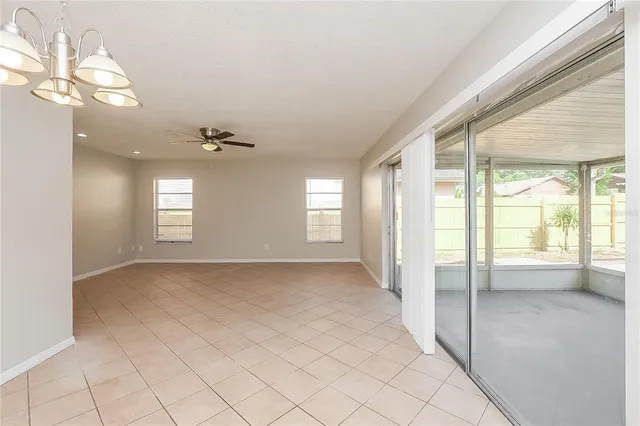 $2,340 | 3103 Apricot Street, Seffner, FL 33584