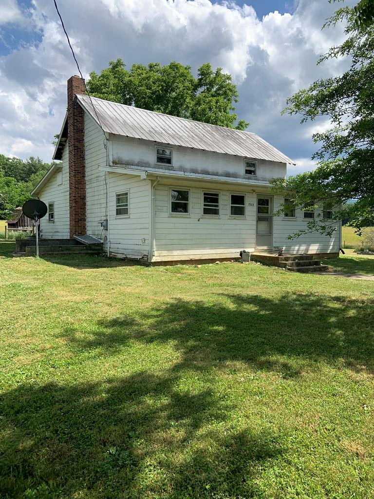 2303 Dry Road Speedwell, VA 24374 - Photo 6 of 49 Gallery Image 6