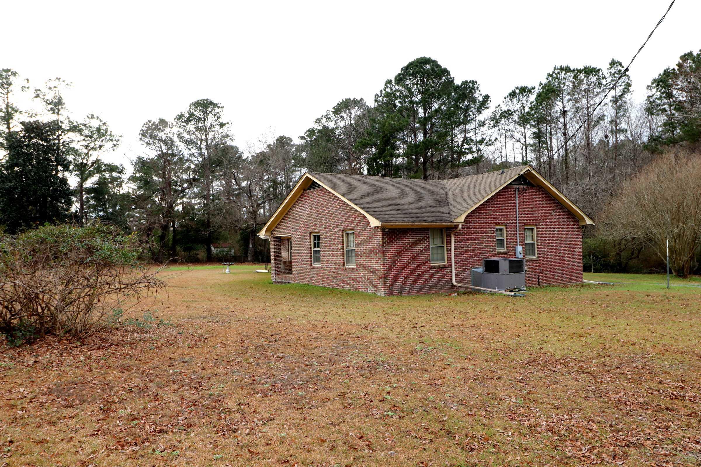 1259 Royle Road Ladson, SC 29456 - Photo 5 of 26 IMG_0370