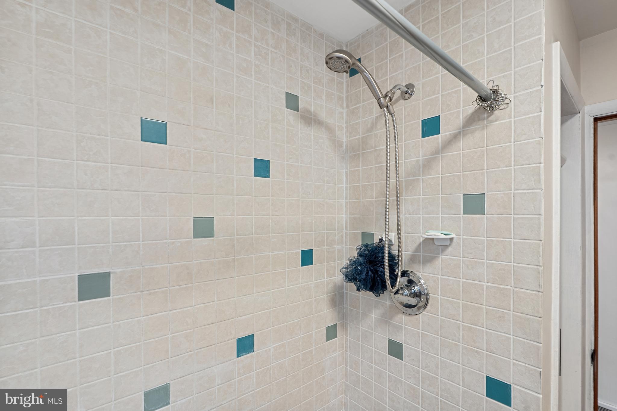 602 Rancocas Avenue Riverside, NJ 08075 - Photo 18 of 40 a bathroom with a shower