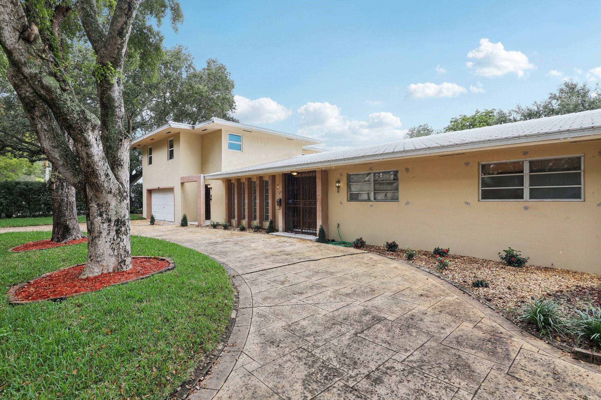 525 Northeast 58th Street Miami, FL 33137 - Photo 2 of 46 Photo 2