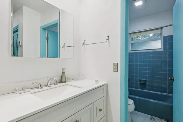 $3,500,000 | 525 Northeast 58th Street, Miami, FL 33137