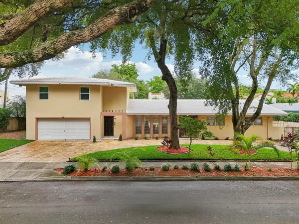 $3,500,000 | 525 Northeast 58th Street, Miami, FL 33137