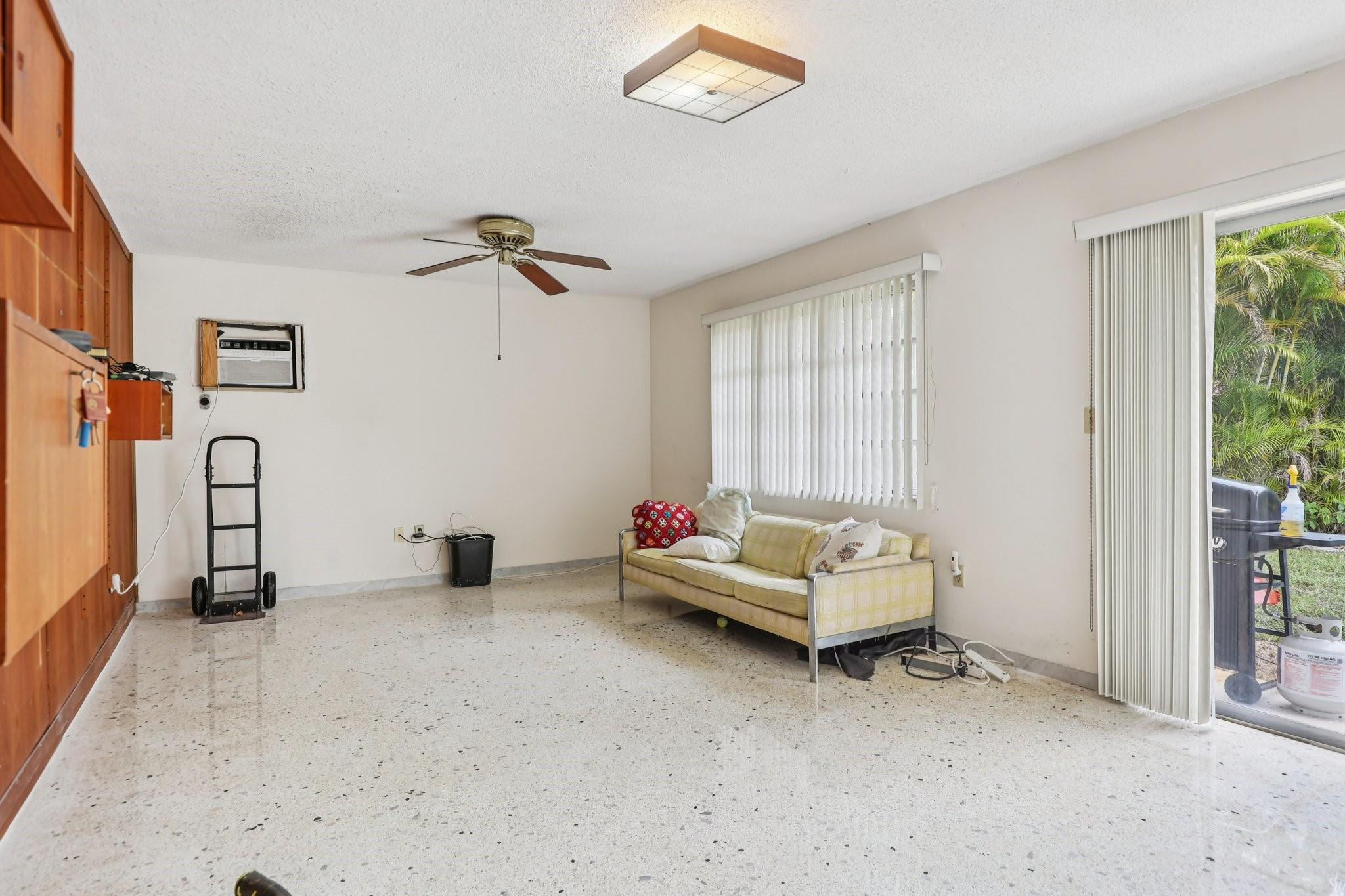 525 Northeast 58th Street Miami, FL 33137 - Photo 5 of 46 Photo 5