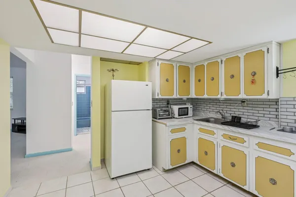 $3,500,000 | 525 Northeast 58th Street, Miami, FL 33137
