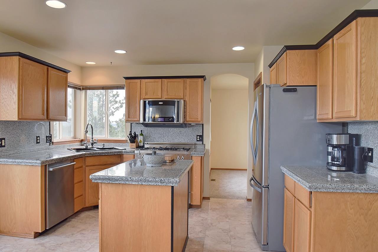 7706 North Cedar Road Spokane, WA 99208 - Photo 4 of 20 Gallery Image 4