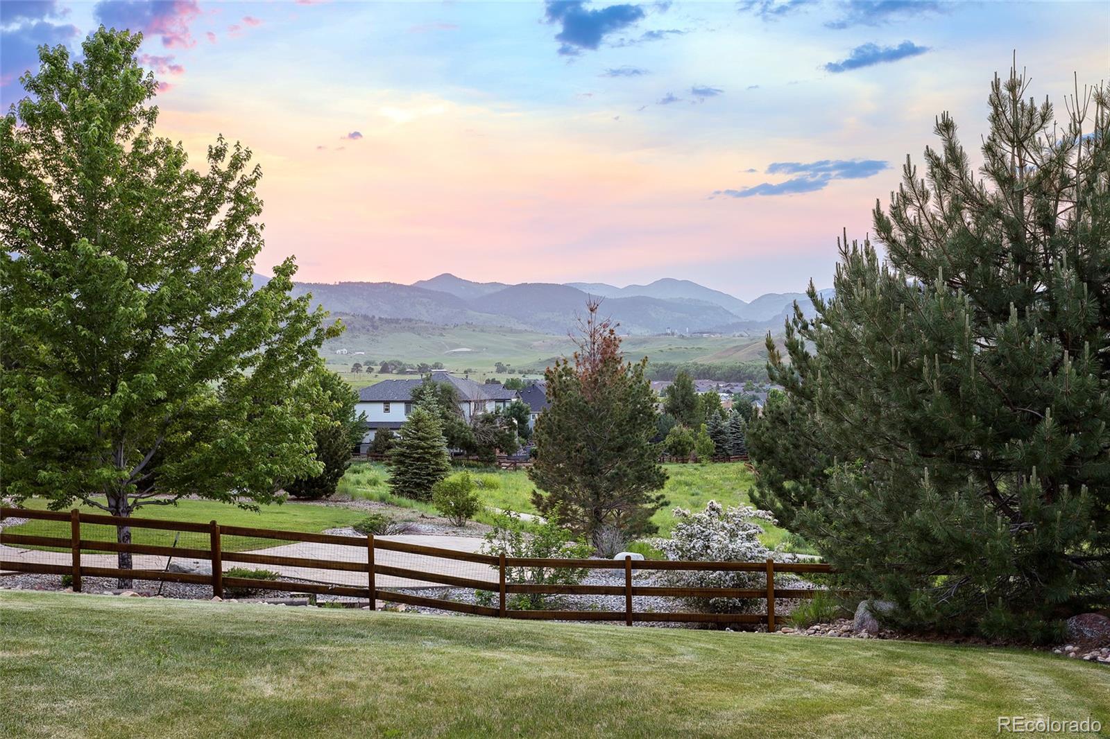 19149 West 53rd Loop Golden, CO 80403 - Photo 11 of 29