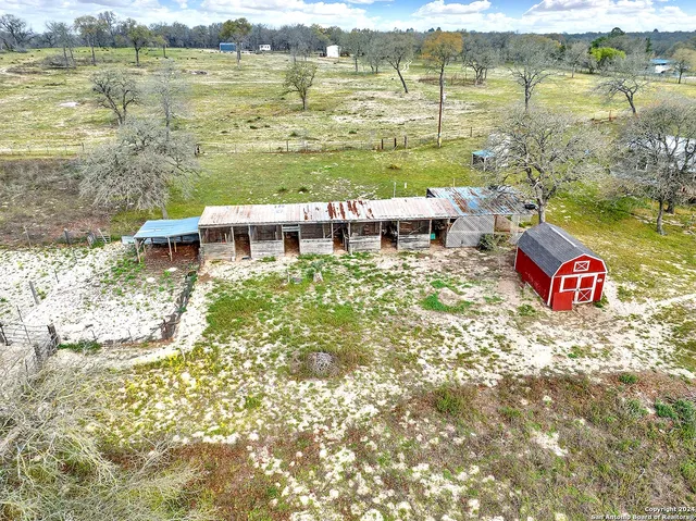 $429,000 | 345 Shorthorn Road, Stockdale, TX 78160