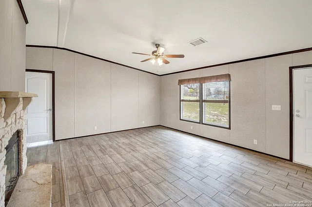 $429,000 | 345 Shorthorn Road, Stockdale, TX 78160