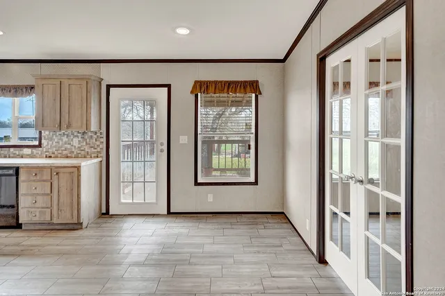 $429,000 | 345 Shorthorn Road, Stockdale, TX 78160