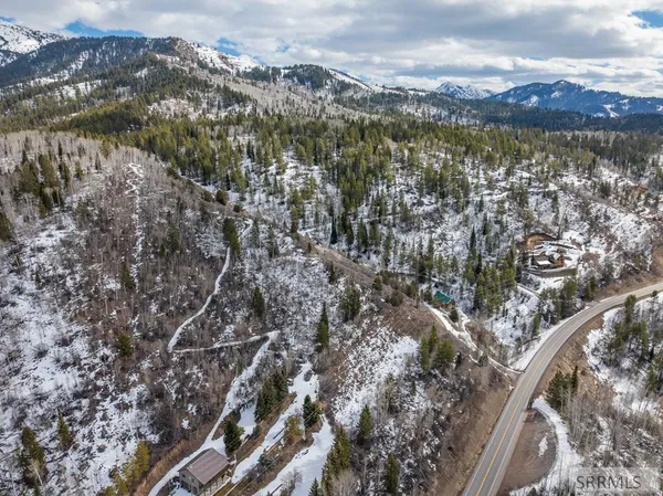 $379,000 | Nya Kelloggs Lane, Irwin, ID 83428