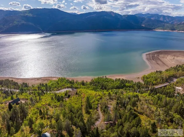 $379,000 | Nya Kelloggs Lane, Irwin, ID 83428