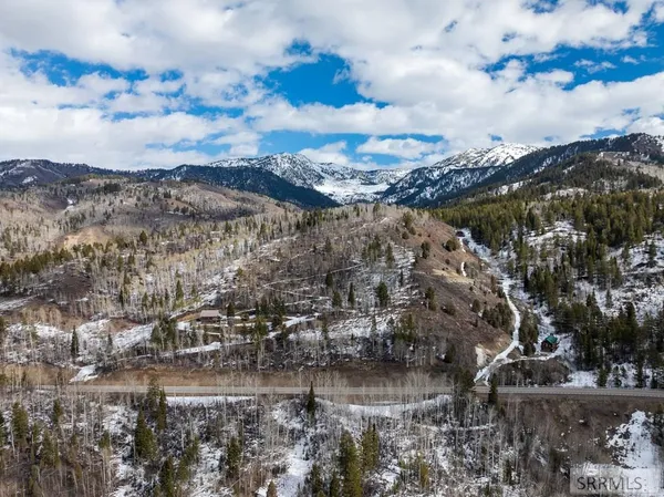 $379,000 | Nya Kelloggs Lane, Irwin, ID 83428