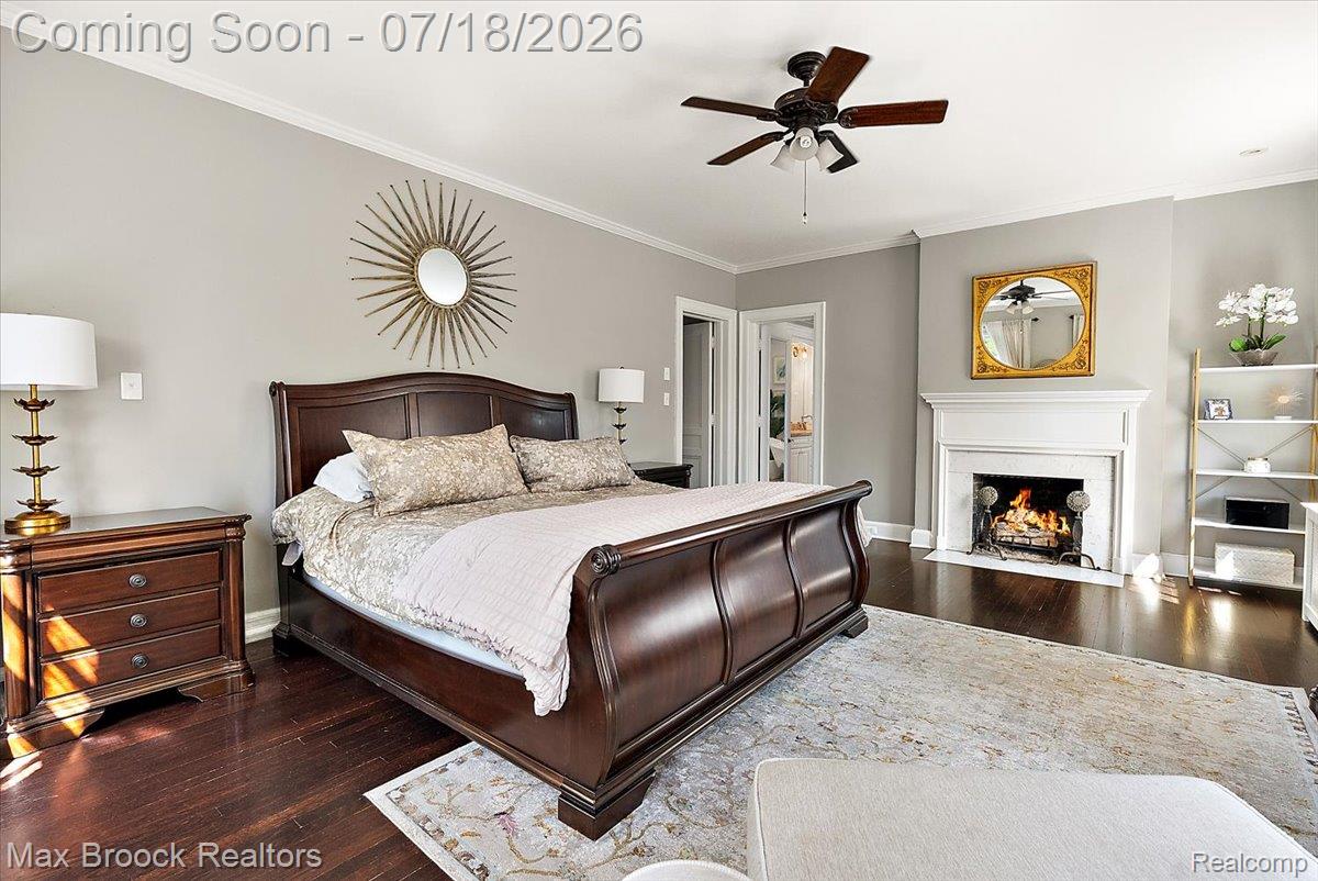 294 Lincoln Road Grosse Pointe, MI 48230 - Photo 22 of 84 Primary Bedroom