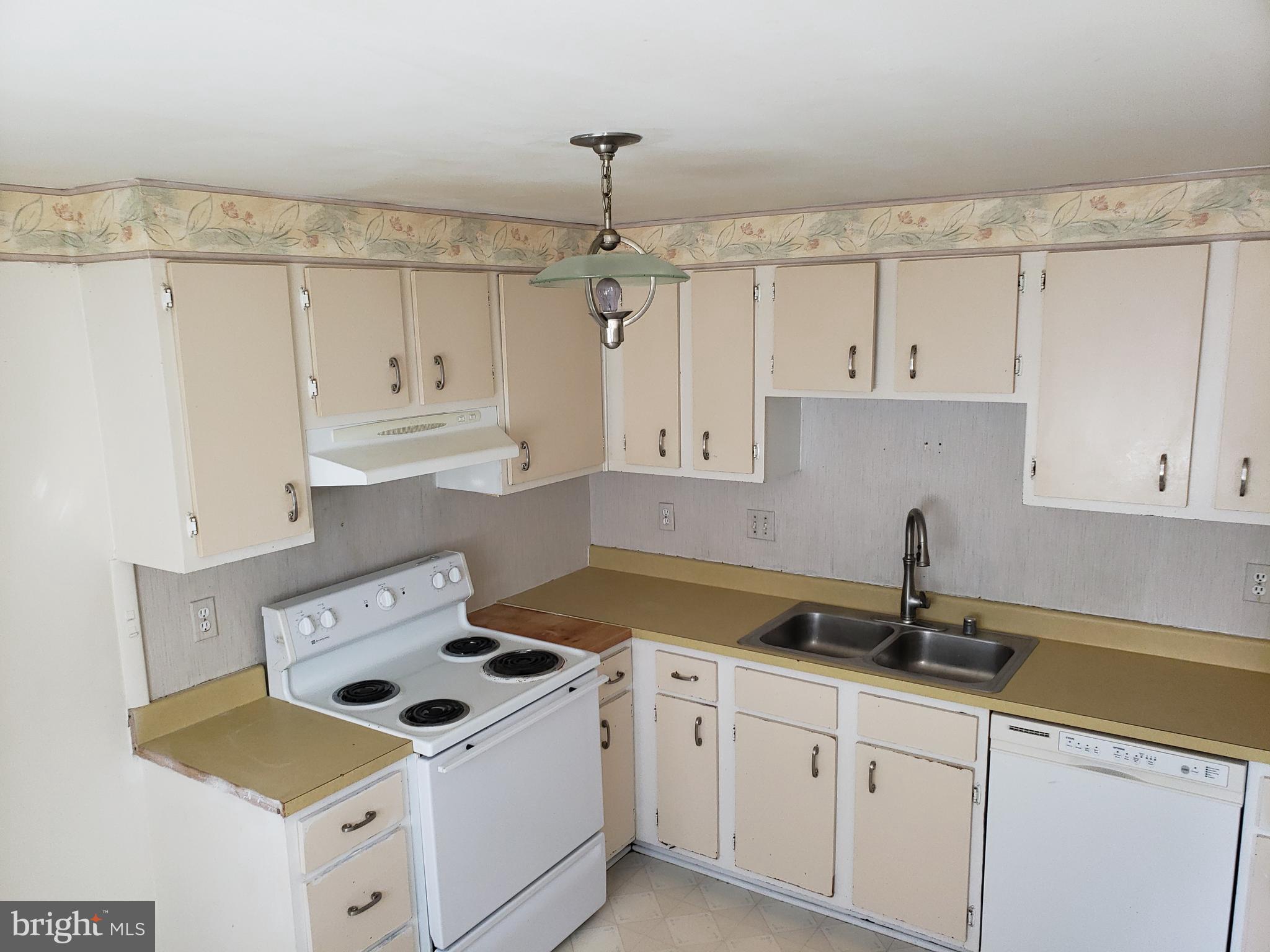 1771 Carriage Way Frederick, MD 21702 - Photo 2 of 17