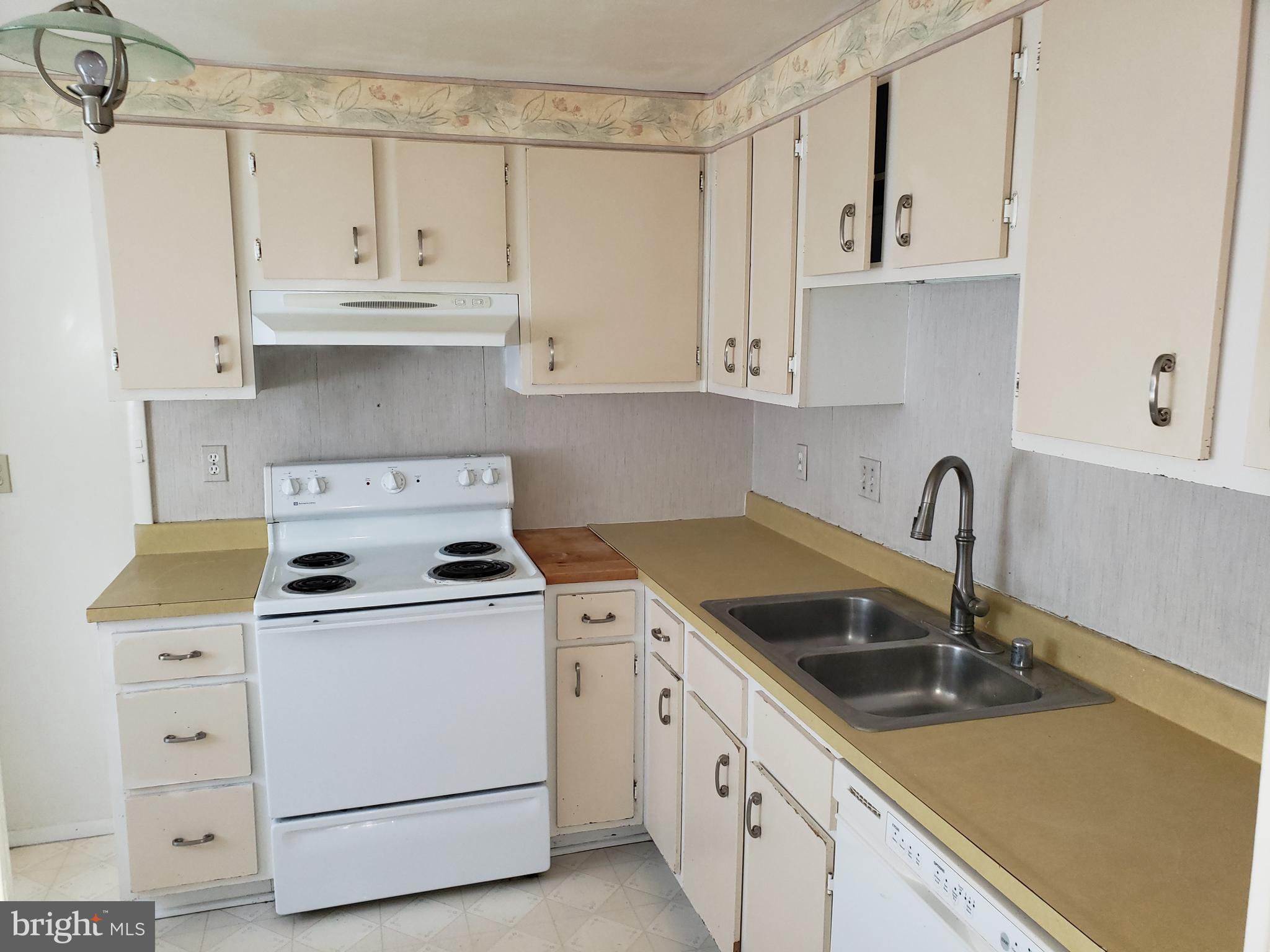 1771 Carriage Way Frederick, MD 21702 - Photo 3 of 17