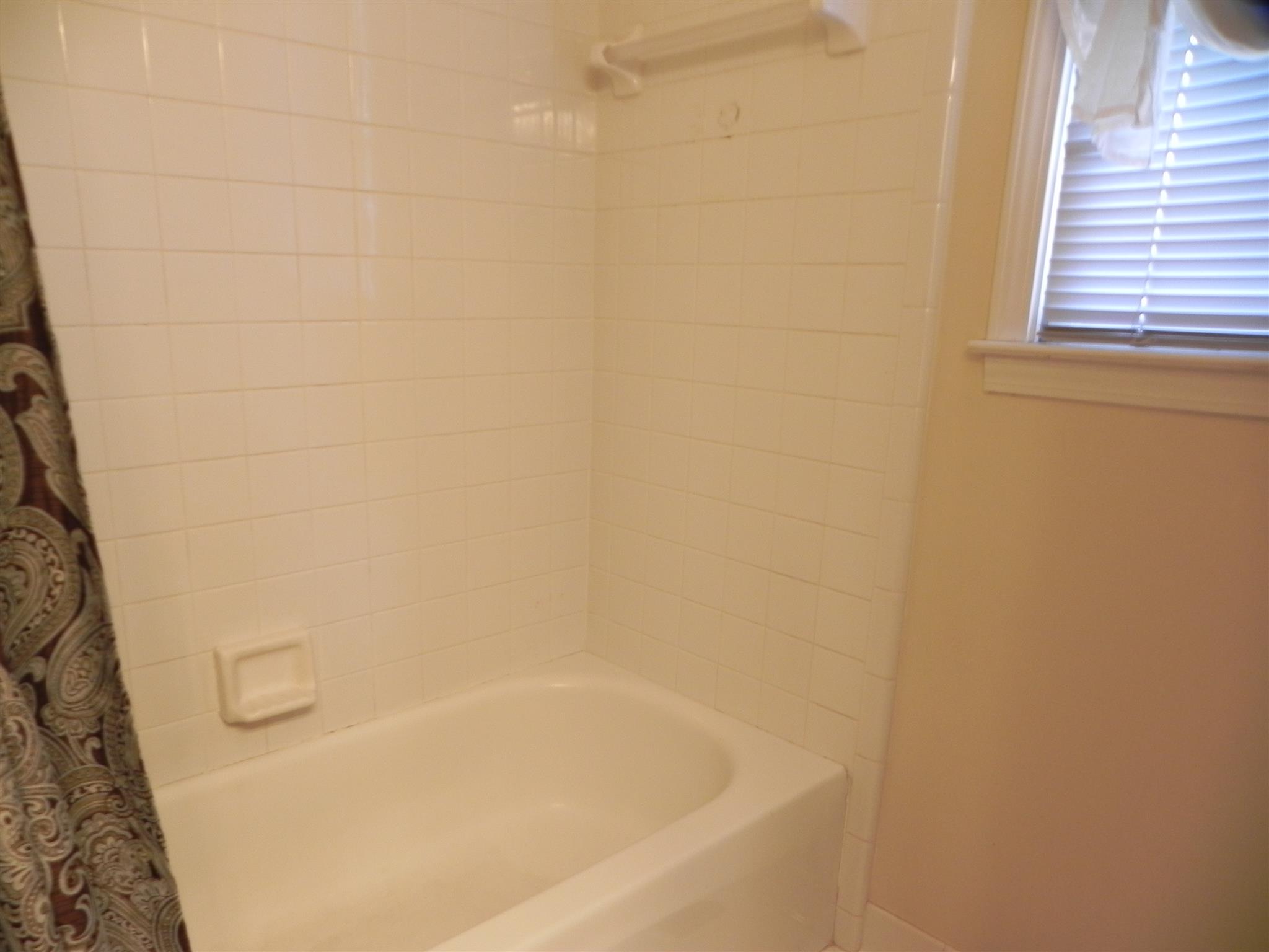 5416 Roxborough Point Hermitage, TN 37076 - Photo 17 of 23 Hall bath
