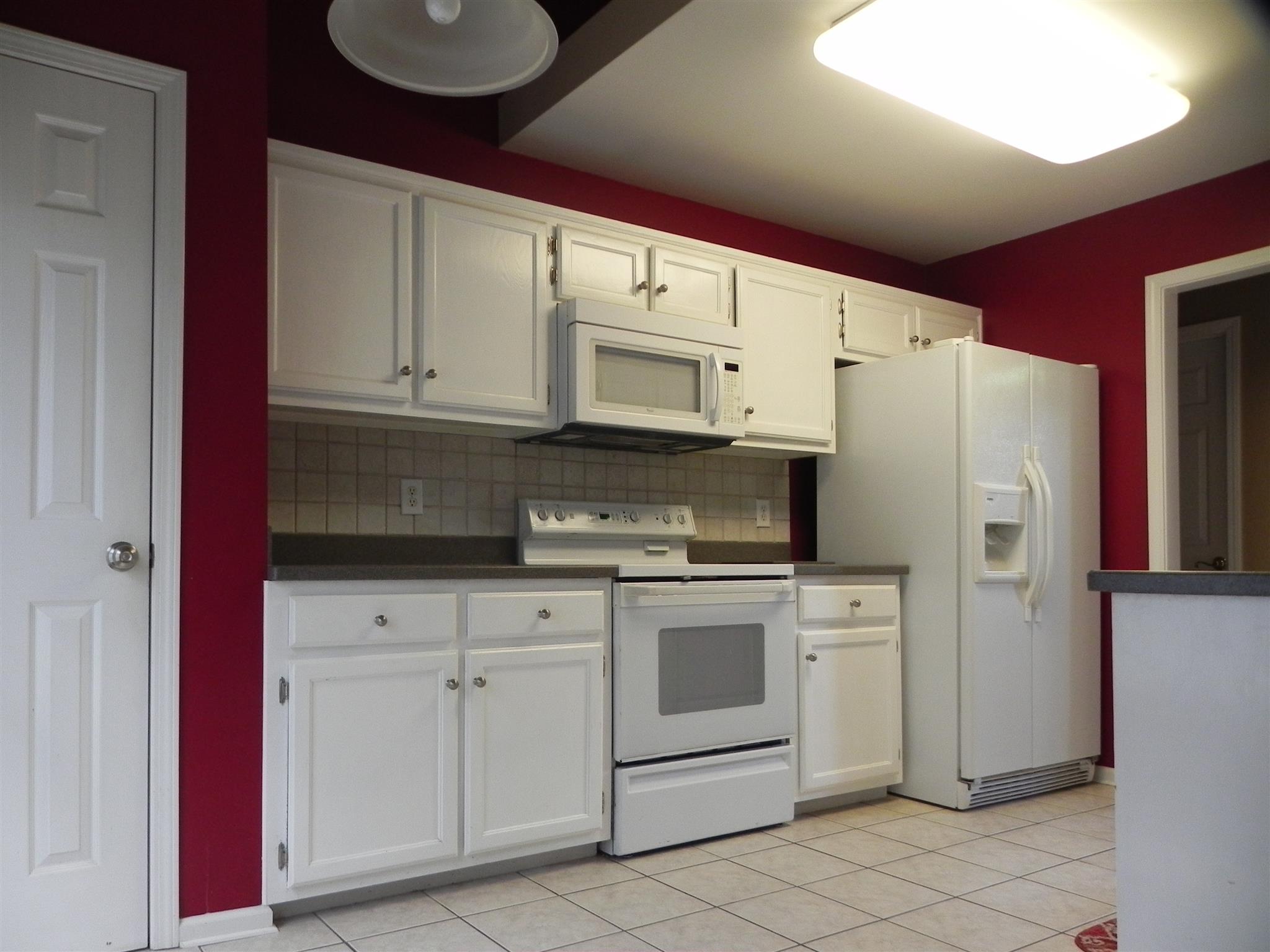 5416 Roxborough Point Hermitage, TN 37076 - Photo 8 of 23 Clean, white cabinets.