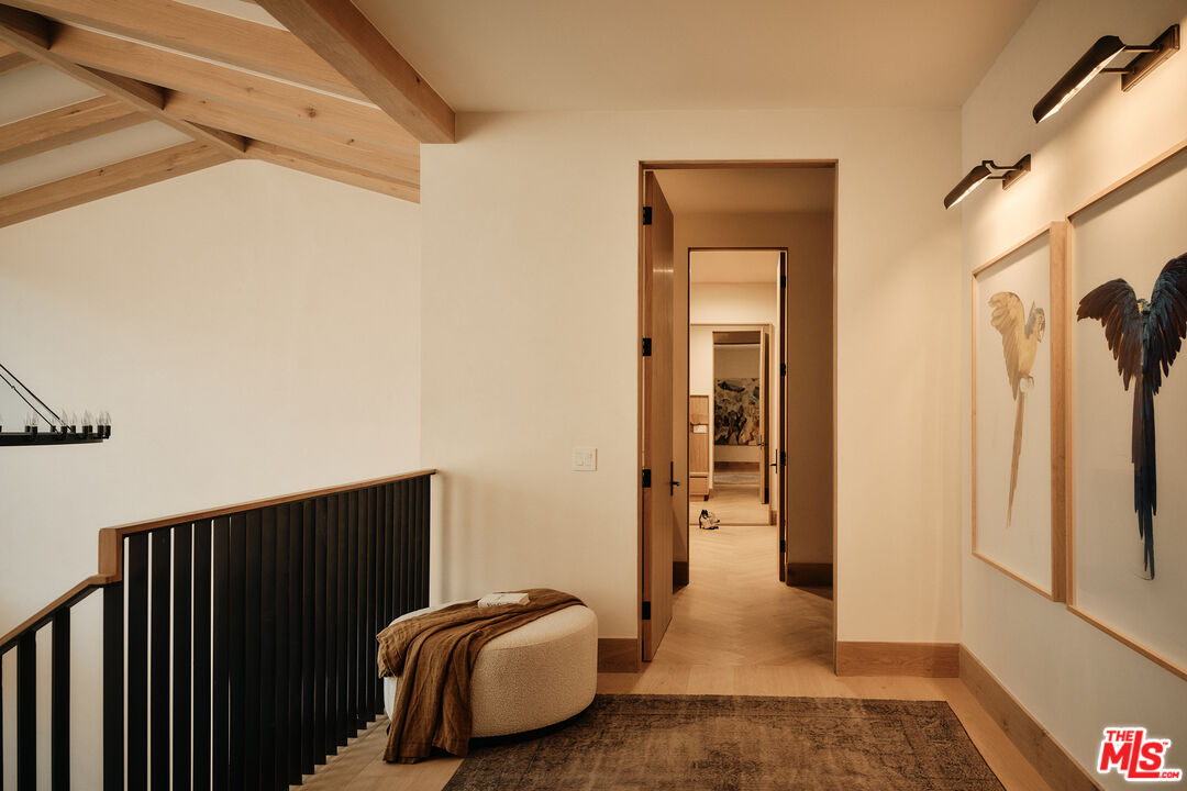 12114 Inavale Place Los Angeles, CA 90049 - Photo 17 of 25