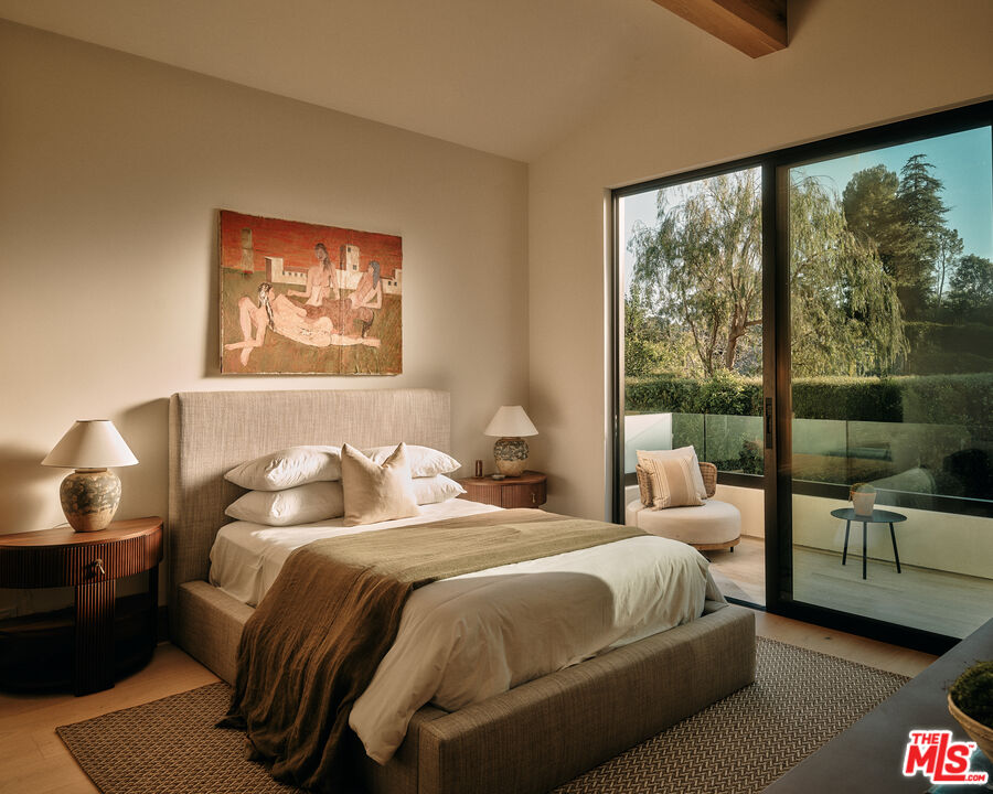 12114 Inavale Place Los Angeles, CA 90049 - Photo 24 of 25