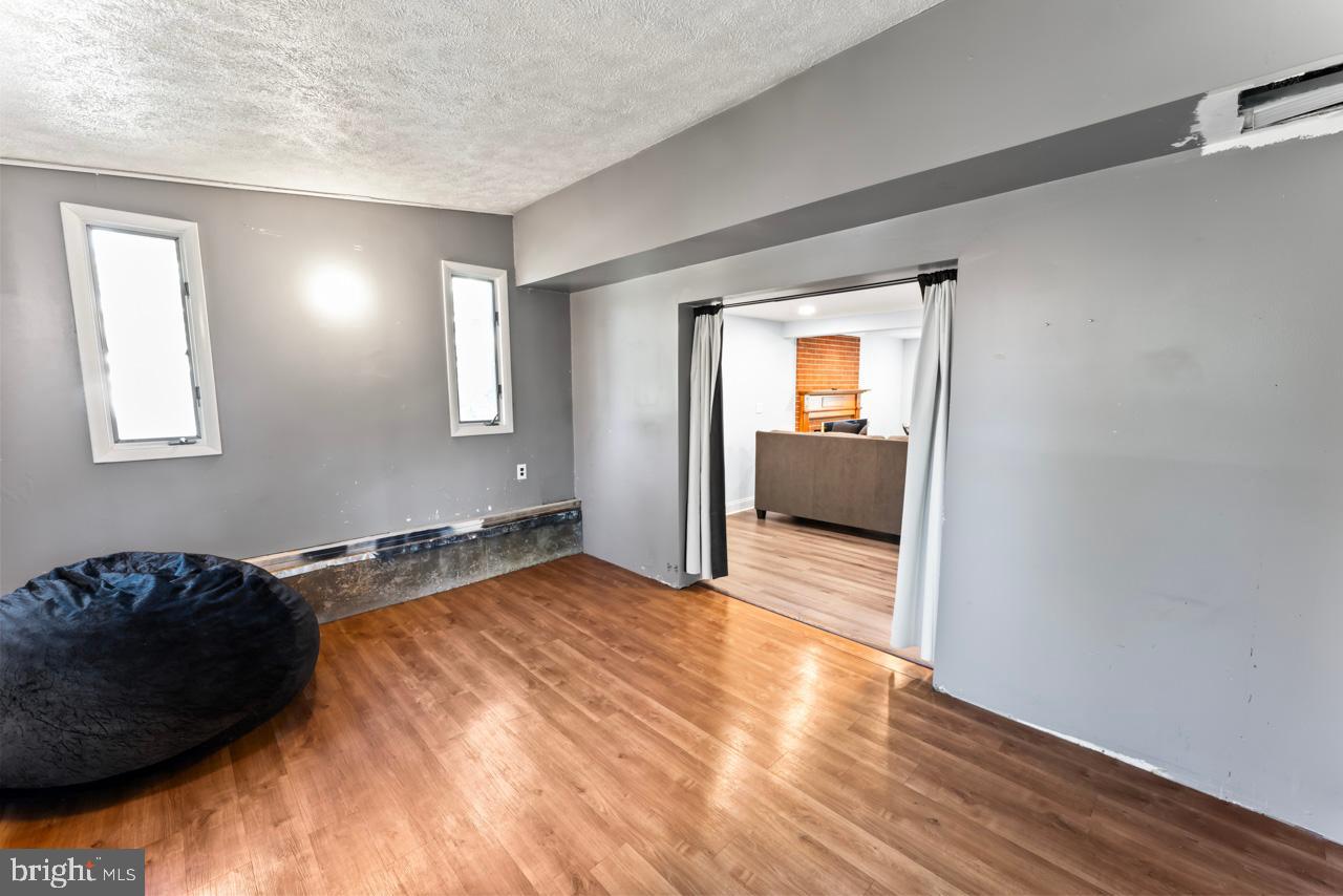 14526 Fullerton Road Woodbridge, VA 22193 - Photo 31 of 40 Gallery Image 31