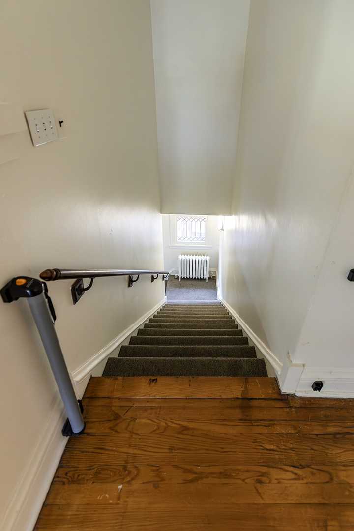 202 Ridgeland Avenue, Unit 2 Oak Park, IL 60302 - Photo 22 of 34 a view of entryway