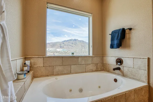 $775,000 | 6292 Franklin Dove Avenue, El Paso, TX 79912