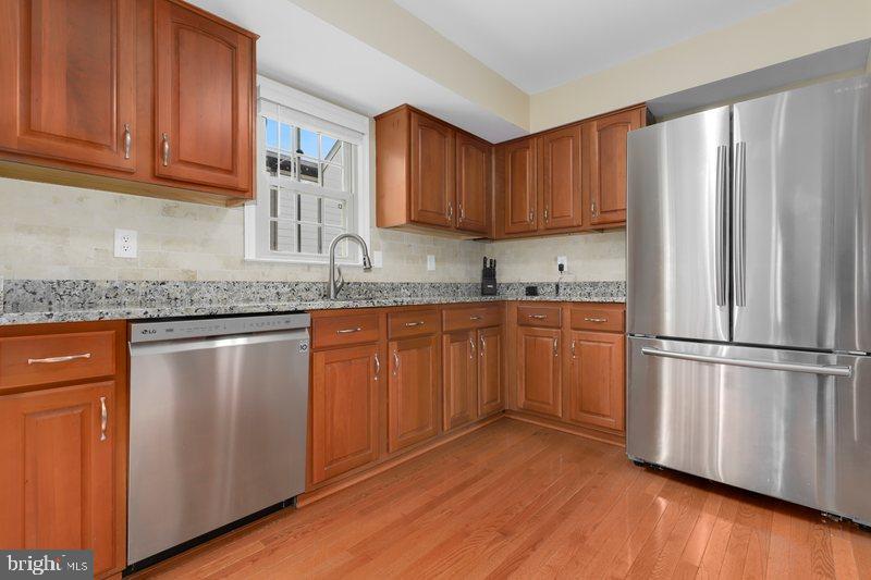 8811 Shadowlake Way Springfield, VA 22153 - Photo 14 of 48 Gallery Image 14