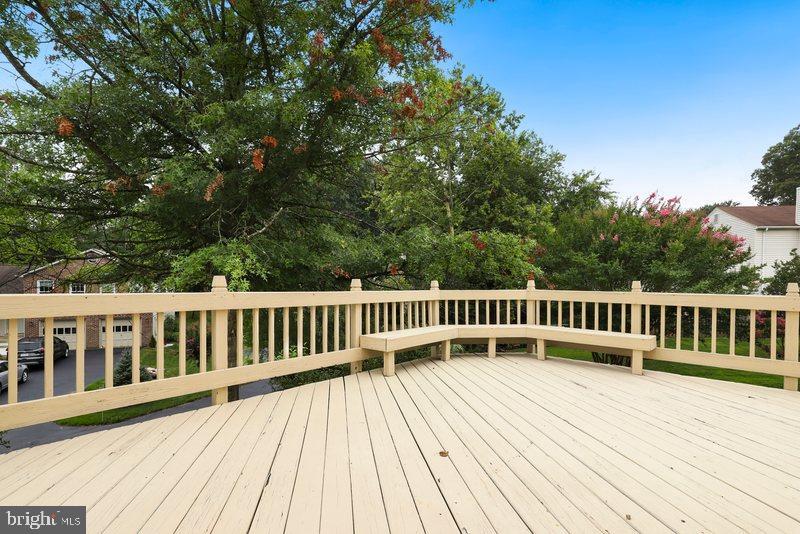 8811 Shadowlake Way Springfield, VA 22153 - Photo 23 of 48 Gallery Image 23