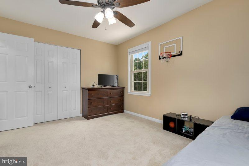 8811 Shadowlake Way Springfield, VA 22153 - Photo 35 of 48 Gallery Image 35