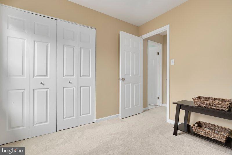 8811 Shadowlake Way Springfield, VA 22153 - Photo 37 of 48 Gallery Image 37
