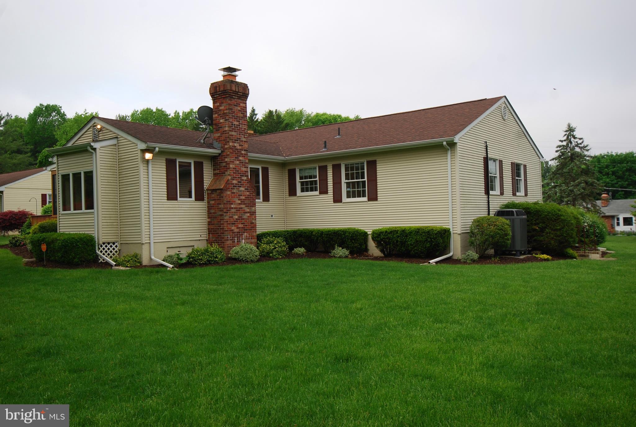 4205 Lynn Burke Road Monrovia, MD 21770 - Photo 8 of 27 Exterior (Rear)