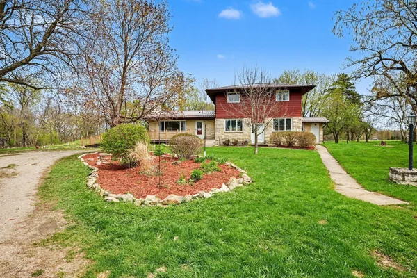 $594,900 | 8465 170th Street East, Nerstrand, MN 55053