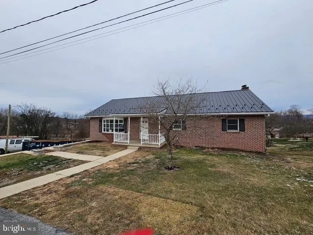 $399,900 | 315 Cherry Ln Drive, Chambersburg, PA 17202