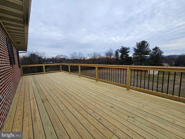 $399,900 | 315 Cherry Ln Drive, Chambersburg, PA 17202